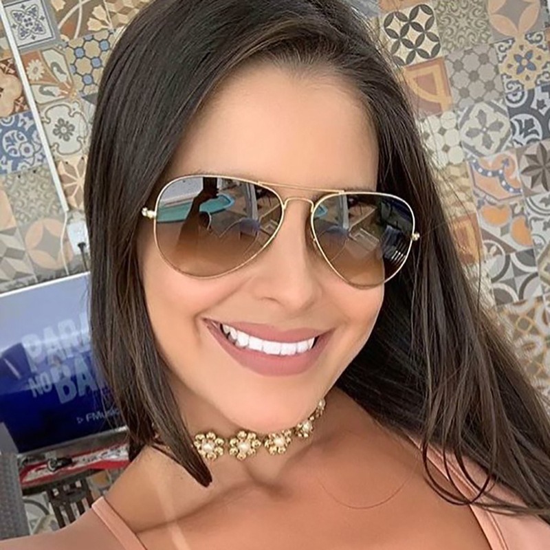 Photography Street - Retro Fashion Metal Oval Frame Sunglasses
