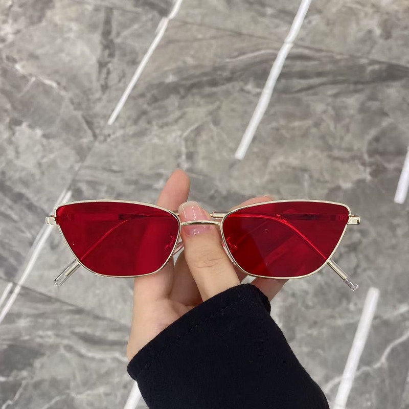 Fashionable Rhombus-Shaped Met - Photography Street 评论和价格