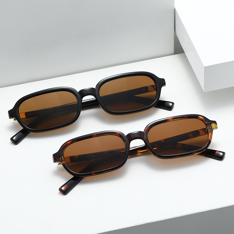 New Small Square Frame Sunglas - Photography Street 评论和价格