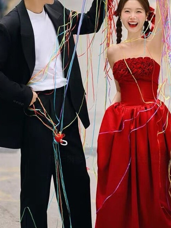 2025 New Red Strapless Floral  - Photography Street 评论和价格